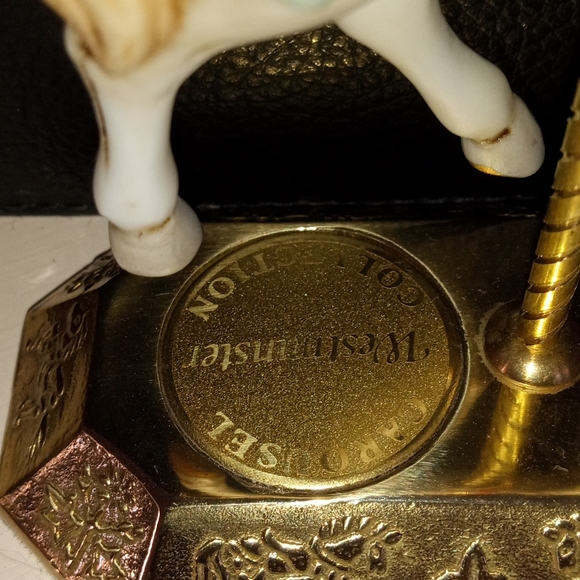 Elegant 2  Westminster Carousel Collection - Picture 3 of 4